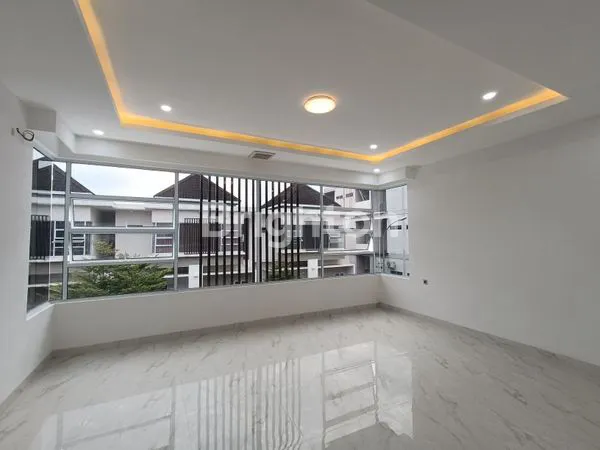 image RUMAH MEWAH 2 LANTAI (6)