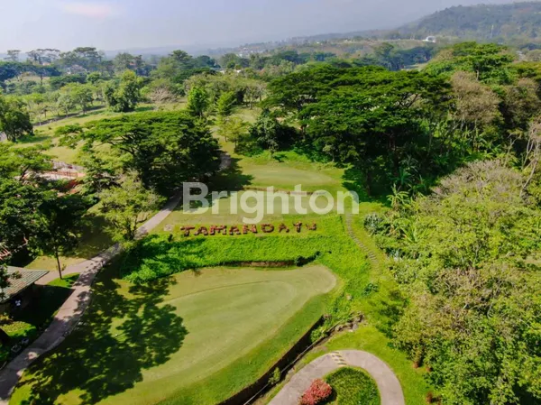 Gambar Property TAMAN DAYU, KAWASAN HUNIAN BERNUANSA RESORT, PENUH PEPOHONAN HIJAU DAN LAPANGAN GOLF BERTARAF INTERNASIONAL, UDARA BERSIH DI BAWAH KAKI GUNUNG WELIRANG