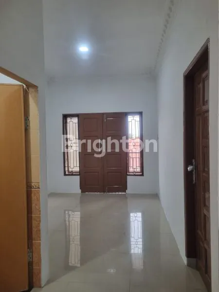 image RUMAH CANTIK KOMPLEK MARELAN MEDAN (3)