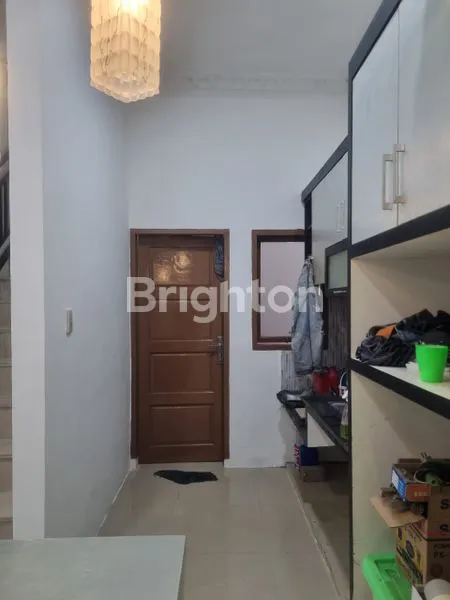 image RUMAH CANTIK KOMPLEK MARELAN MEDAN (7)