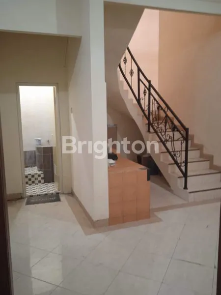 image PEPELEGI INDAH WARU SIDOARJO RUMAH BAGUS TERAWAT (2)