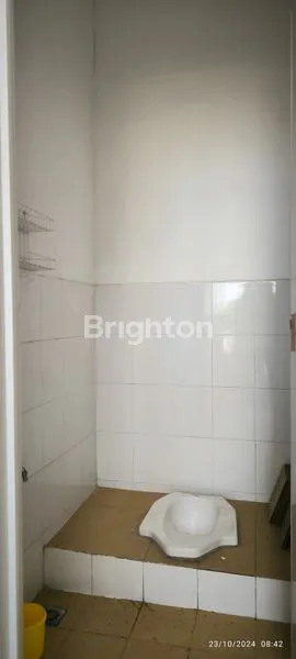 image RUMAH STRATEGIS ASRI SANGAT DEKAT DENGAN PINTU TOLL DAN SEKOLAH DI KOTA BOGOR (3)