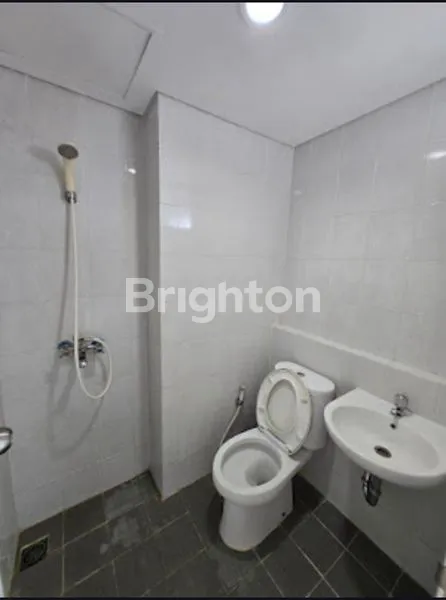 image APARTEMEN GUNAWANGSA MERR STUDIO, SURABAYA CITY VIEW (2)