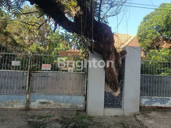 image RUMAH TINGGAL 2 LANTAI (1)