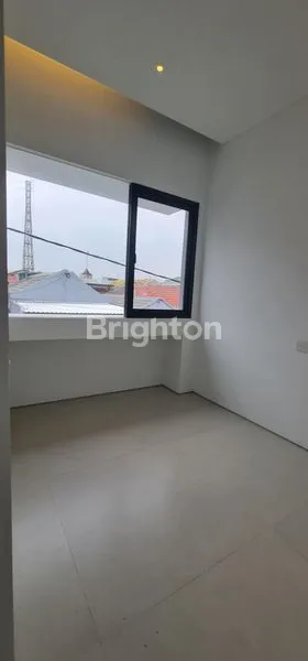 image RUMAH NEW GRESS LEBAK JAYA DEKAT KENJERAN PAKUWON CITY MERR (6)