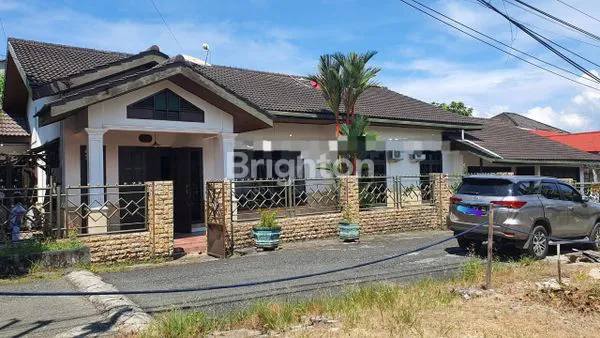 image RUMAH PERUM PUPUK DEPAN MALL BSB EWALK  PUSAT KOTA (1)