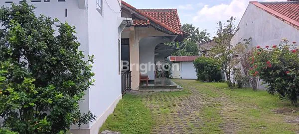 image RUMAH KOS PREMIUM 13 KAMAR, 200M DARI JALAN SAMBIROTO RAYA (1)