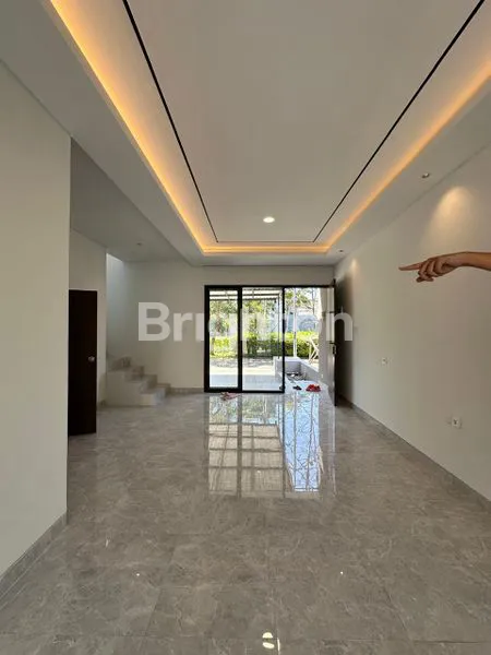 image CITRALAND THE GREENLAKE RUMAH MINIMALIS BAGUS 2LANTAI BS NEGO (4)