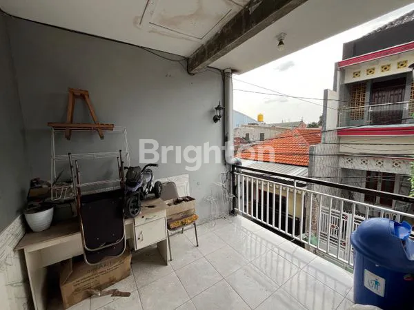 image *RUMAH 2 LANTAI EX PERCETAKAN SANGAT STRATEGIS DI BENDUL MERISI, 5 MENIT KE APARTEMEN KLASKA DAN JALAN RAYA JAGIR (NON FURNISHED)* (6)