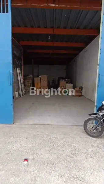image SIAP PAKAI GUDANG LUAS 225 ADA LIFT BARANG AREA KENJERAN, KEDUNG COWEK SURABAYA (3)