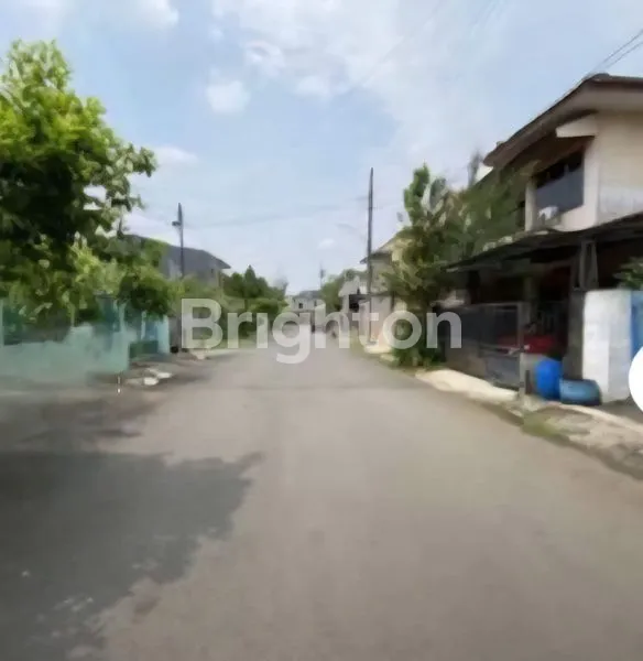 image RUMAH BESAR SIAP HUNI BANYUMANIK SEMARANG (3)