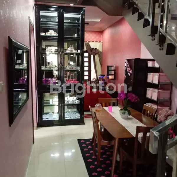 image RUMAH MODERN KLASIK NYAMAN DAN STRATEGIS DI PERCETAKAN NEGARA (4)