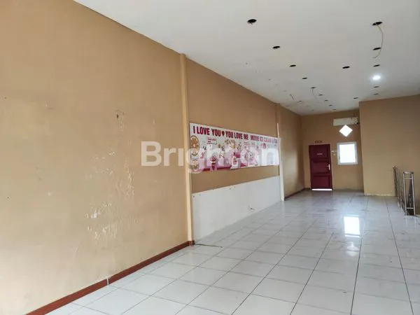 image RUKO STRATEGIS UNTUK USAHA KULINER DI LOKASI RAMAI (2)