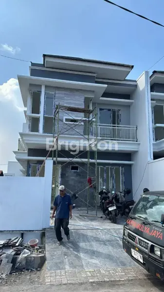 image DIJUAL RUMAH BARU MODERN MINIMALIS 2 LANTAI JEMURSARI PRAPEN (3)