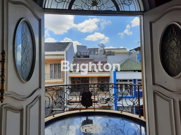 image RUMAH MEWAH 2,5 LANTAI TAMAN RATU BEBAS BANJIR ,DURI KEPA, DEKAT CENTRAL PARK (4)