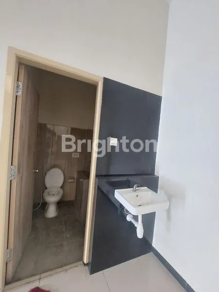 image DISEWAKAN RUKO GANDENG 2 PINTU 2 LANTAI DI BALIKPAPAN BARU  (2)