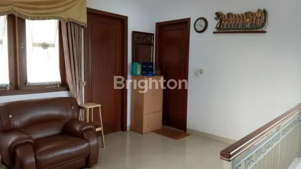 image RUMAH DI DAERAH JAKARTA SELATAN LEBAK BULUS. (6)