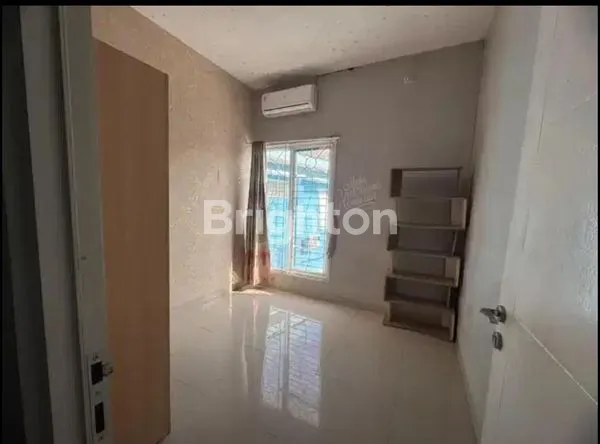 image RUMAH MINIMALIA 2 LANTAI STRATEGIS YAMAN SIAP HUNI (6)