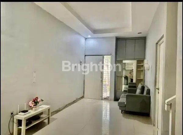 image RUMAH MINIMALIA 2 LANTAI STRATEGIS YAMAN SIAP HUNI (2)