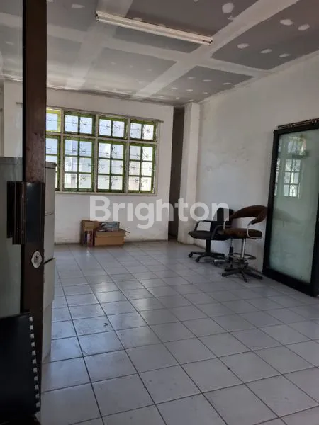 image RUKO LANTAI 2 DI JALAN MALUKU (6)