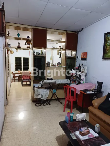 image RUMAH 2 LANTAI DI BATU CEPER JAKARTA PUSAT LT 135M2 LB 180M2 SHM DIBAWAH NJOP (4)
