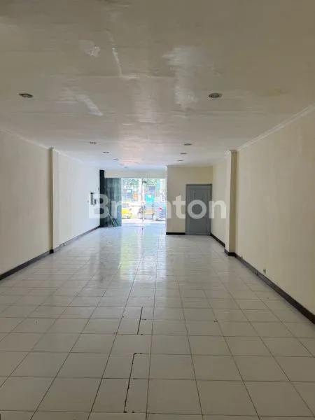 image NEGO RUKO 3 LANTAI STRATEGIS DI DARMO PARK SURABAYA BARAT JAWA TIMUR. DEKAT WONOKROMO, SUKOMANUNGGAL, MAYJEN SUNGKONO, CIPUTRA WORLD MALL, PUSAT KOTA, CITRALAND. (2)