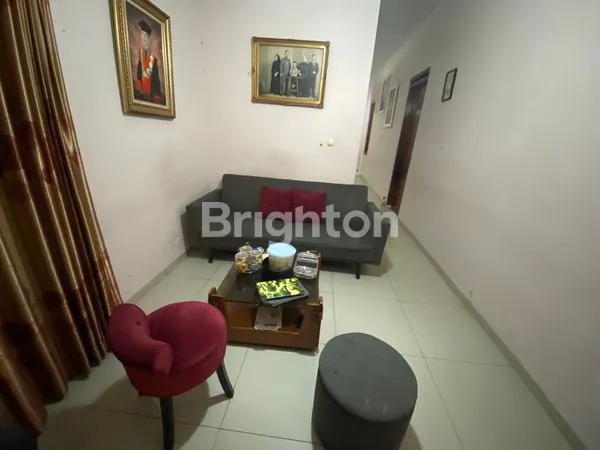 image RUMAH 2 LANTAI SHM, LT 207M² DI CIWARUGA BANDUNG BARAT (4)