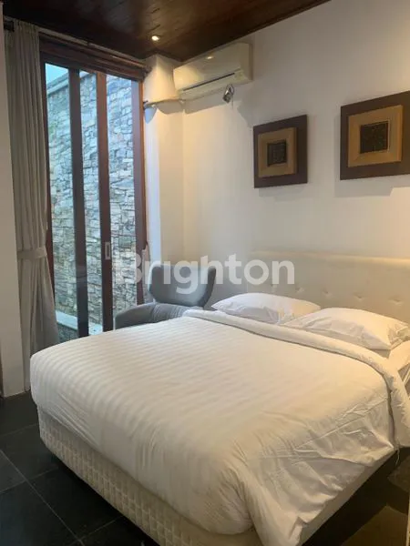 image VILLA BEACH SIDE WALKING DISTANCE TO MERTASARI BEACH SANUR (7)
