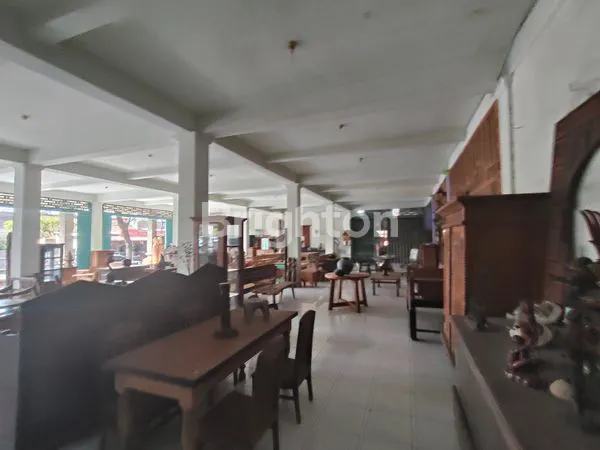 image DISEWAKAN RUKO LUAS DI JALAN MERDEKA KUTA (8)