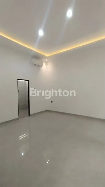 image RUMAH BARU BABATAN PANTAI SELANGKAH KE RUKO ONE FIVE ANNYEONG MARKET (6)