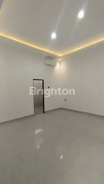 image RUMAH BARU BABATAN PANTAI SELANGKAH KE RUKO ONE FIVE ANNYEONG MARKET (5)