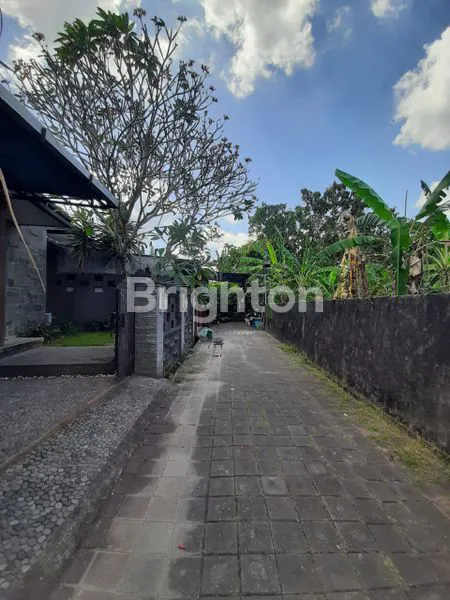 image RUMAH MODERN MINIMALIS DI PERUMAHAN ONE GATE DALUNG KUTA UTARA (8)