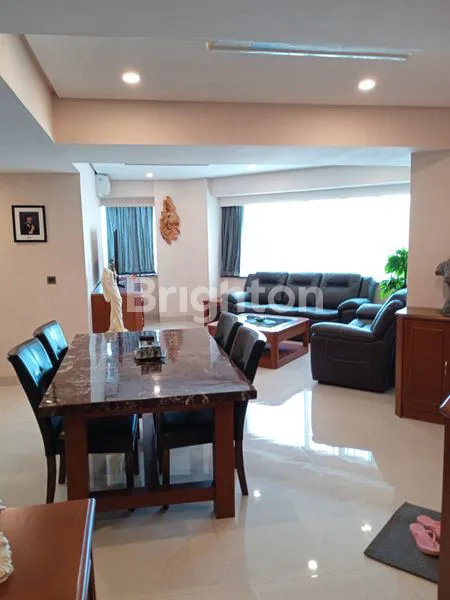 image APARTEMEN LUAS KINCLONG 3BR SHM LANTAI 28 DEKAT UPH SUPERMALL KARAWACI MENARA MATAHARI KELAPA DUA TANGERANG BANTEN (1)