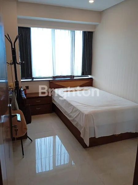 image APARTEMEN LUAS KINCLONG 3BR SHM LANTAI 28 DEKAT UPH SUPERMALL KARAWACI MENARA MATAHARI KELAPA DUA TANGERANG BANTEN (4)