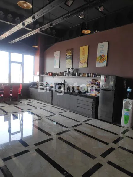 image LOKASI STRATEGIS COCOK UNTUK: KANTOR, BANK, SHOWROOM (4)