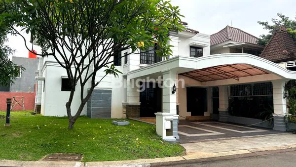 image RUMAH SUDUT (HOOK) 2 LANTAI DI LEGENDA WISATA – TAMAN LUAS & UDARA SEGAR (1)