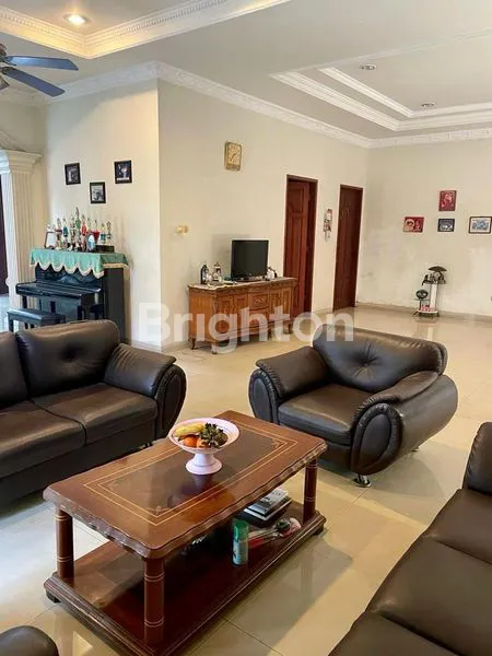 image RUMAH MEWAH HOEK CITRA GARDEN 1 JALAN UTAMA DEKAT BANDARA SOEKARNO HATTA (8)