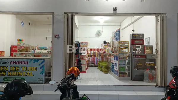 image DIJUAL TOKO & RUMAH KOTA MADIUN, LOKASI PADAT PENDUDUK, COCOK BUAT USAHA MINIMARKET (2)