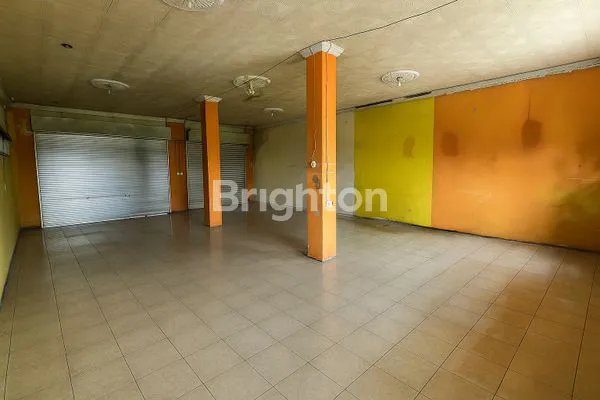 image [FOR SALE] GUDANG 3 LANTAI + 23 KAMAR KOST & LAHAN LUAS – SAMPING TOL, DEPAN JALAN RAYA, SHM! (3)