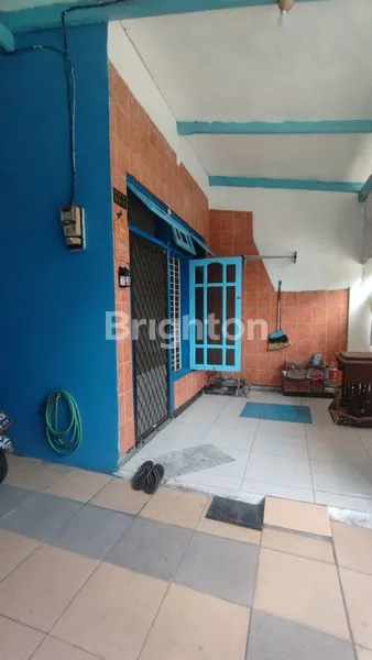 image RUMAH 3KT DEKAT SEKOLAH PETRA, SURABAYA BARAT (2)
