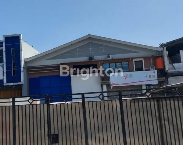 GUDANG JL. RING ROAD SELATAN DEKAT SPBU SINGOSAREN