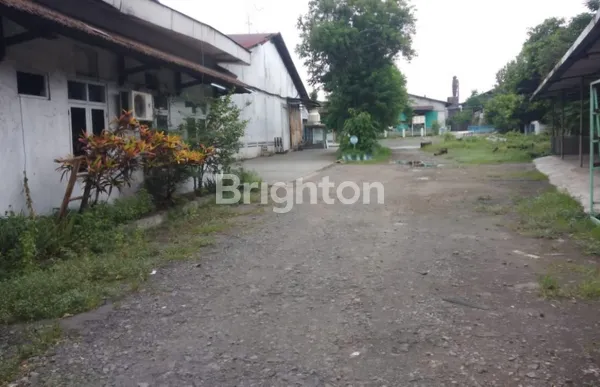 image PABRIK DAN KANTOR NOL JALAN AKSES KONTAINER 40FEET PASURUAN JAWA TIMUR (5)