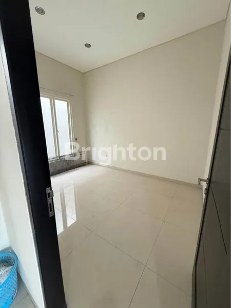 image  RUMAH CITRALAND TAMAN INTERNATIONAL VILLAGE (6)