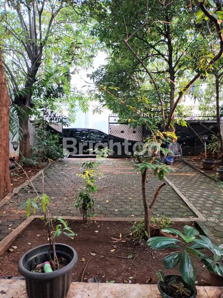 image RUMAH ASRI SHM TAMAN LUAS SIAP HUNI KOMPLEK PREMIUM BILLY MOON PONDOK KELAPA DUREN SAWIT JAKARTA TIMUR (4)