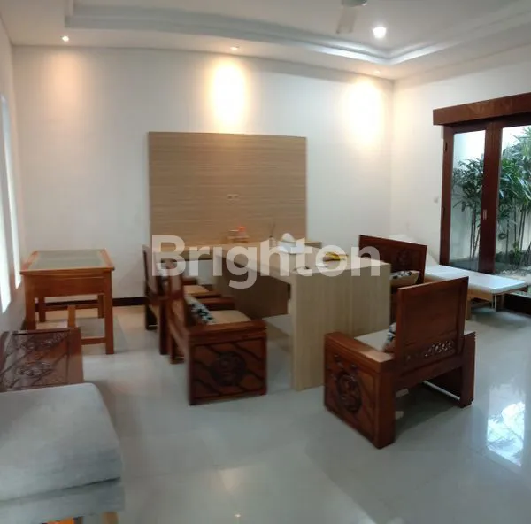 image VILLA ASRI DI RENON SANGAT SEJUK KARENA DEKAT KE PANTAI SANUR (2)