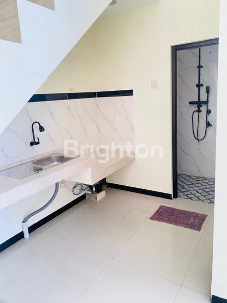 image RUMAH BARU MINIMALIS DI RAYA MEDOKAN RUNGKUT SURABAYA (4)