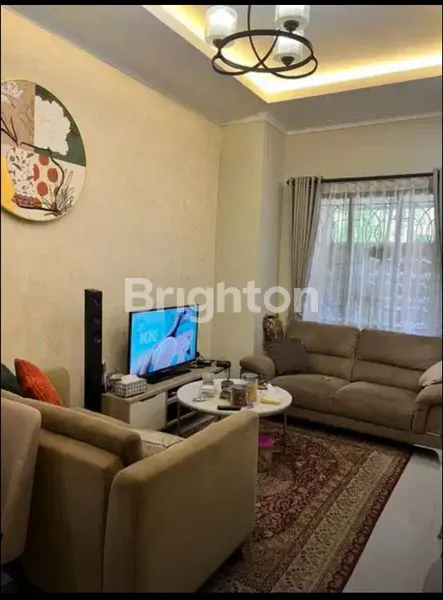 image RUMAH DI CLUSTER EKSKLUSIF GRAHA RAYA BINTARO GR 2 (2)