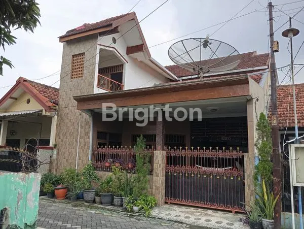 image RUMAH 2 LANTAI JALAN MAGERSARI SIDOARJO SHM (1)