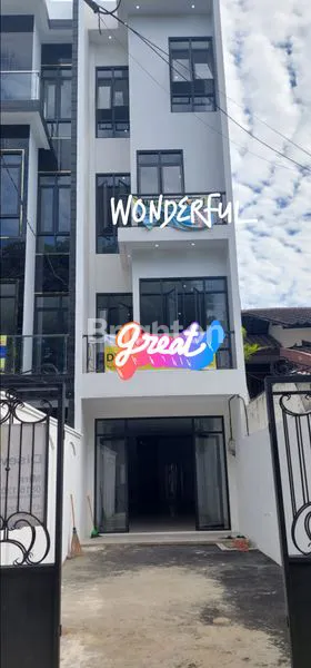 RUKO SEWA 4 1/2 LT DI RAWAMANGUN