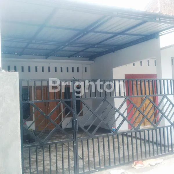 image RUMAH MINIMALIS DI GEDONGAN (2)